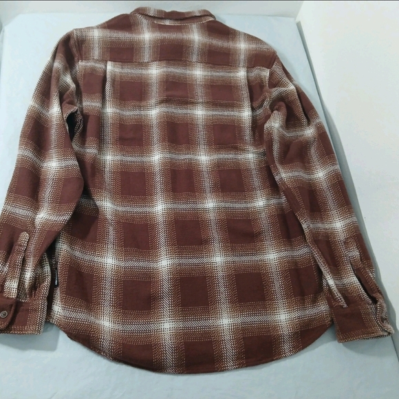 Quiksilver Men's Casual Plaid and Striped Shirt Set - Picture 3 of 11